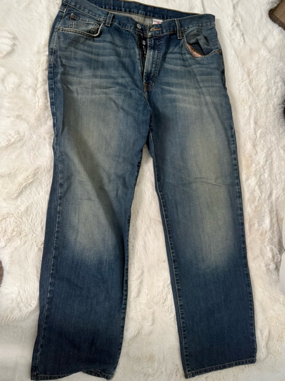 Lucky Brand Light Blue Denim Jeans with Subtle Fade
